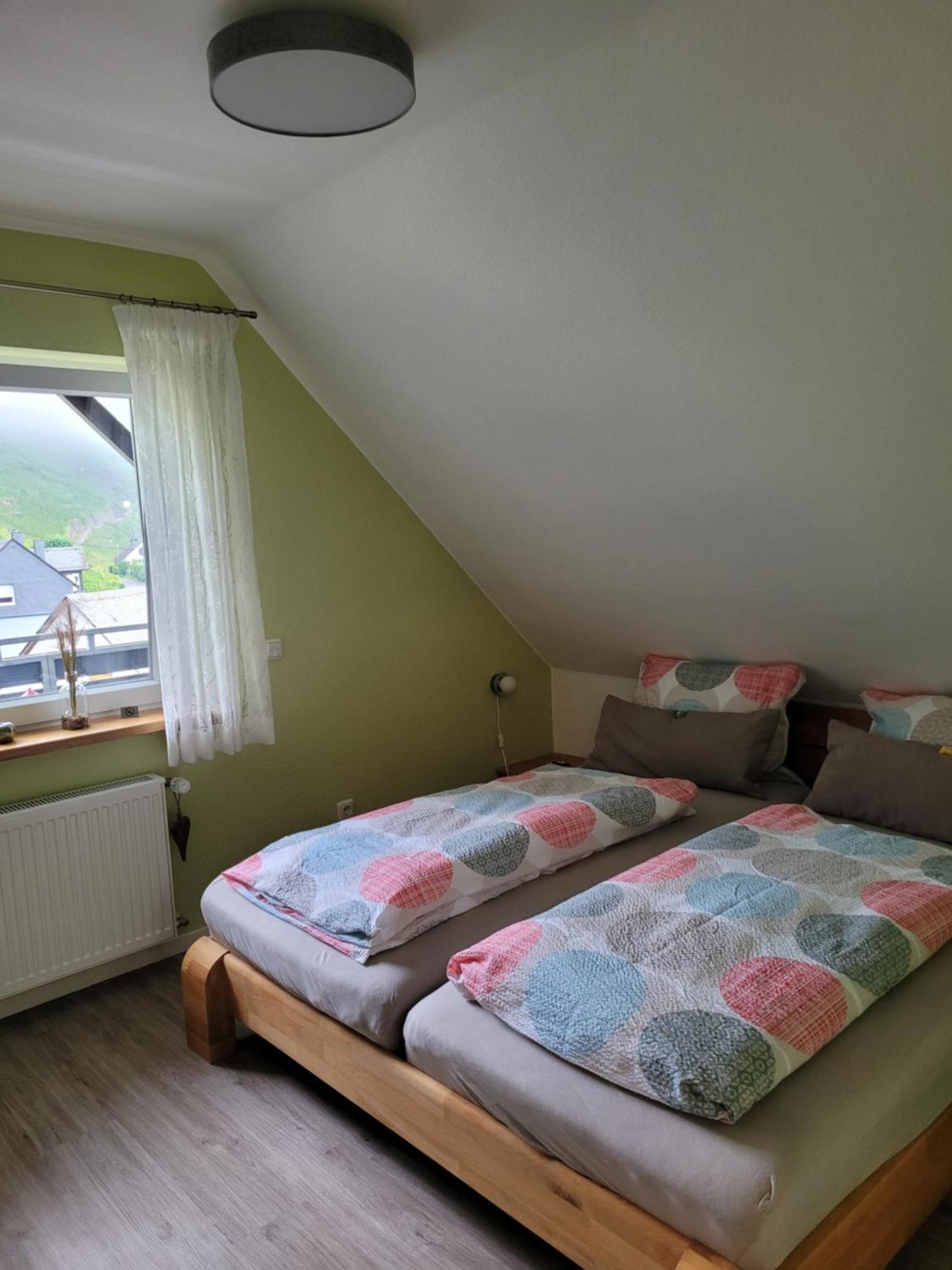 Ferienwohnung Haus am Calmont Bremm Exterior foto